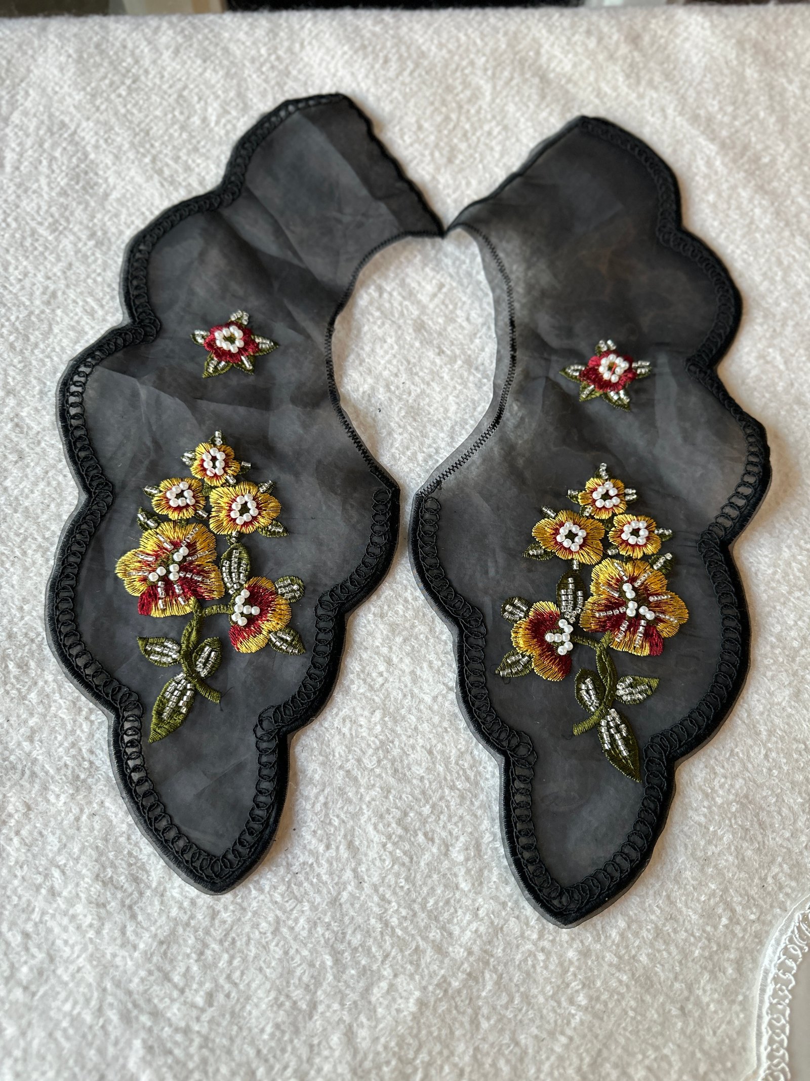 Taşlı organze yakalık